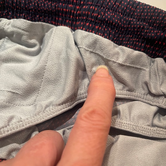 Under Armor Women's Fly-By 3" Running Shorts, Blue / Pink Dot Sz S - Picture 10 of 11